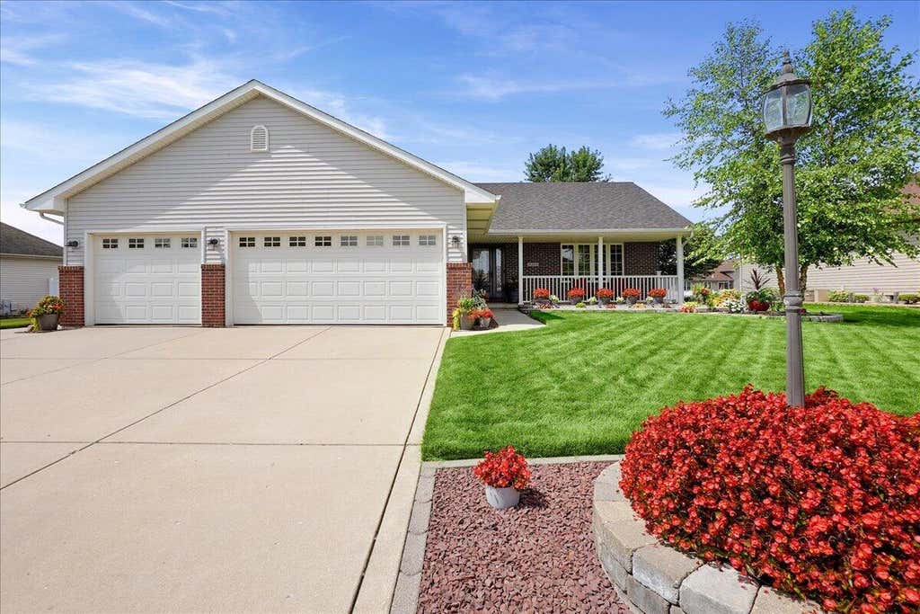 Photo of 9204 Bryan Lane, Crown Point, IN 46307 (MLS # 843496)