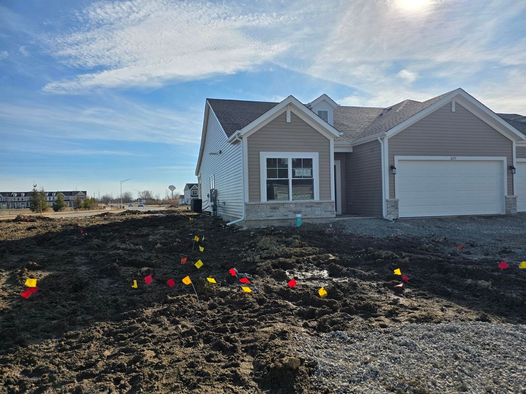 Photo of 6175 River Run Avenue, Portage, IN 46368 (MLS # 834650)