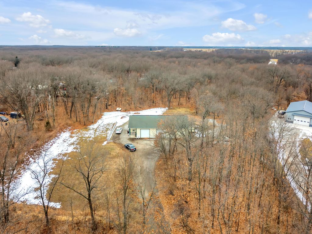 Photo of 8796 N 100 E, Lake Village, IN 46349 (MLS # 834531)