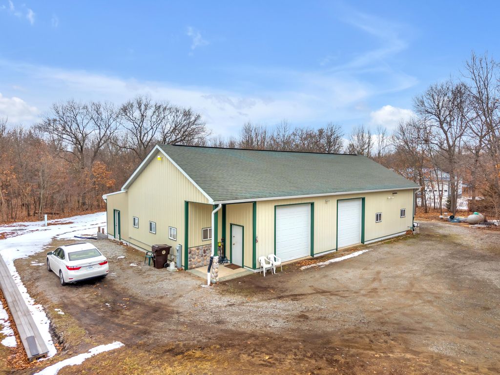 Photo of 8796 N 100 E, Lake Village, IN 46349 (MLS # 834531)