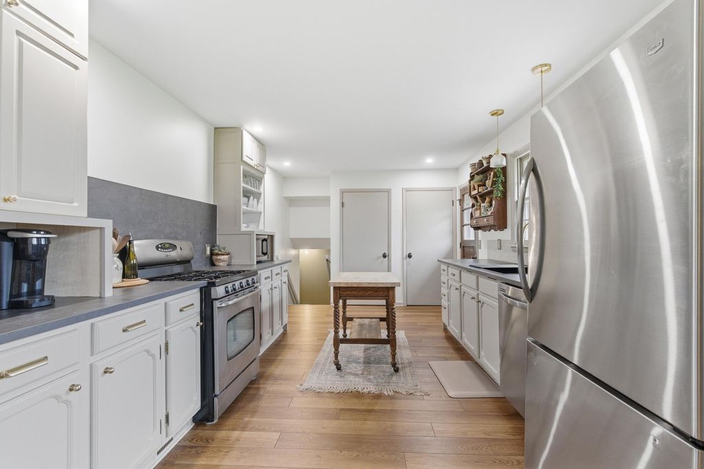 Photo of 715 3rd Avenue NW, DeMotte, IN 46310 (MLS # 836888)