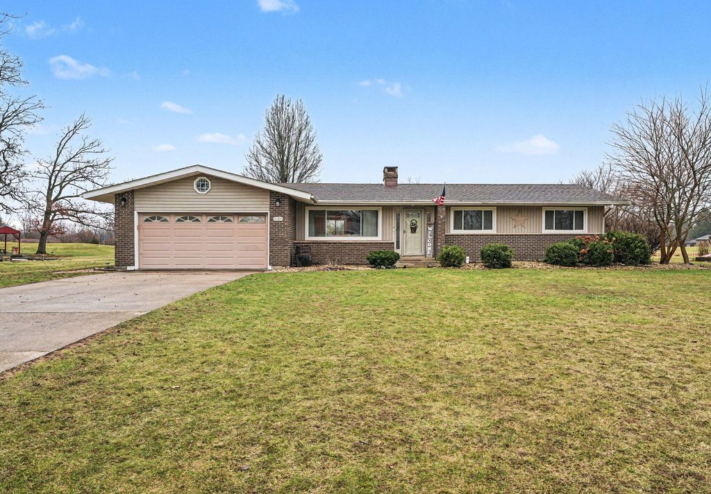 Photo of 5109 W 154th Avenue, Lowell, IN 46356 (MLS # 835321)