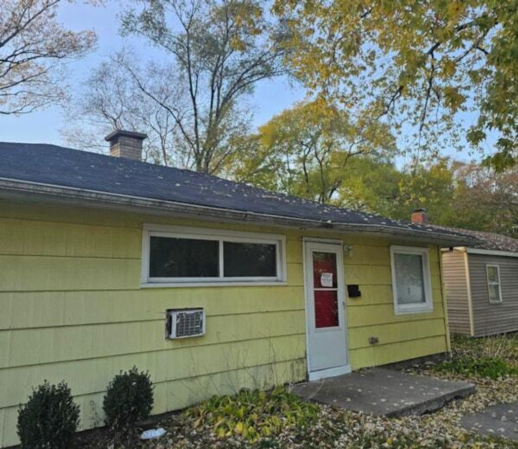 Photo of 4340 Buchanan Street, Gary, IN 46408 (MLS # 834151)