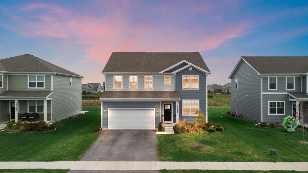 Photo of 10453 Privet Drive, Crown Point, IN 46307 (MLS # 829503)