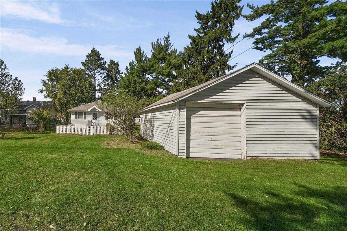 3309 Fairview Avenue
