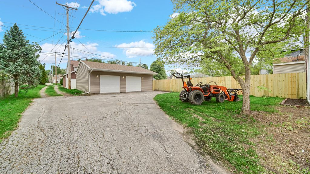 Photo of 406 D Street, La Porte, IN 46350 (MLS # 839229)