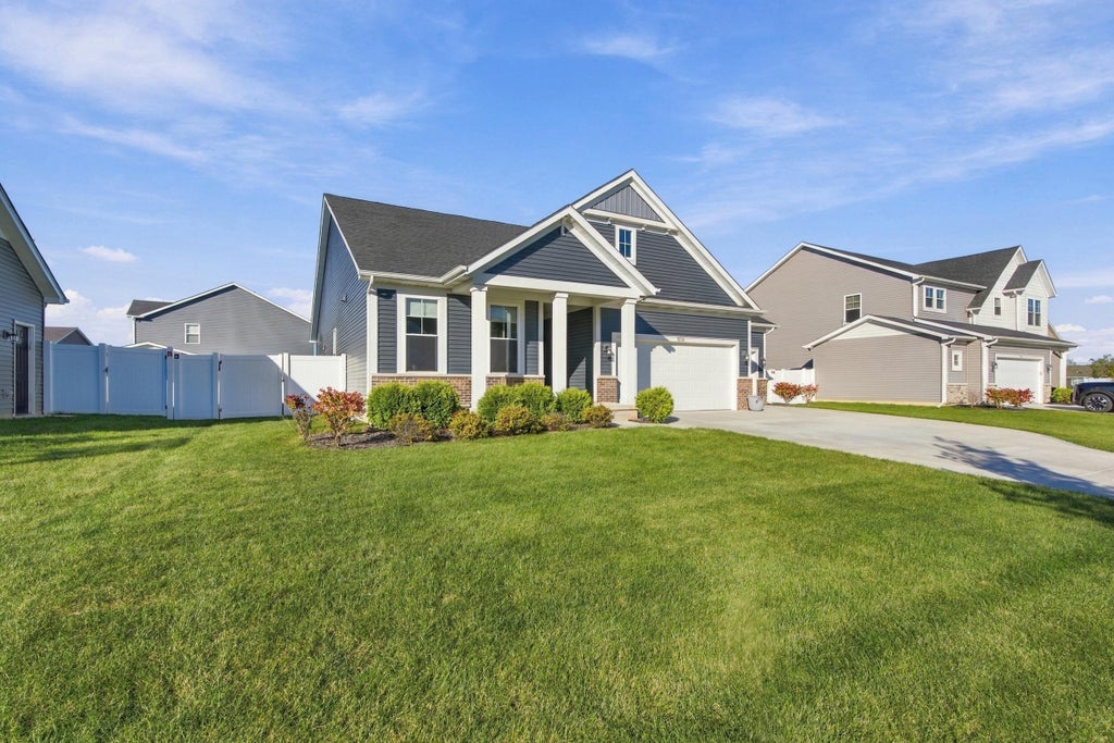 Photo of 9702 Tradewind Place, Cedar Lake, IN 46303 (MLS # 847203)
