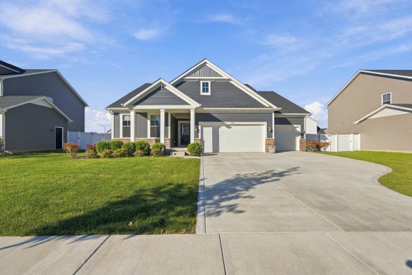 9702 TRADEWIND PL, CEDAR LAKE, IN 46303 - Image ca05dcd03875bce73d075914ca55c103/2979720302