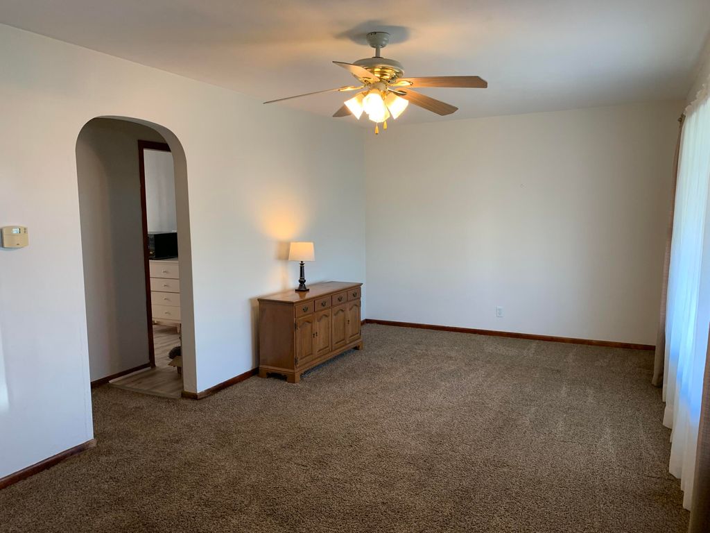 Photo of 111 W Rutsen Street, Rensselaer, IN 47978 (MLS # 831296)