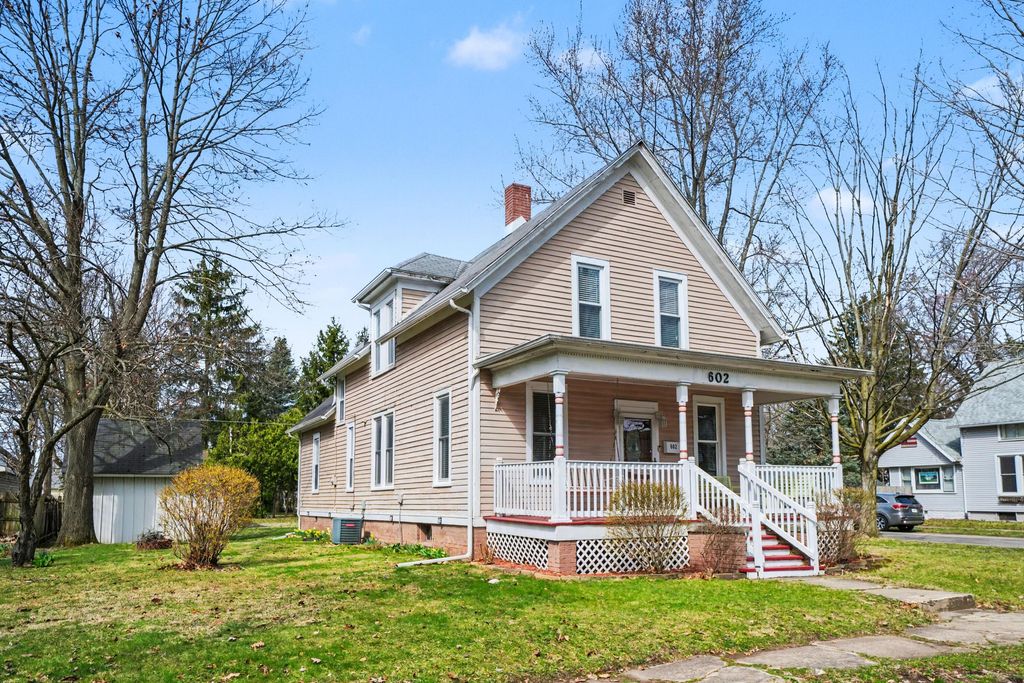 Photo of 602 D Street, La Porte, IN 46350 (MLS # 836093)