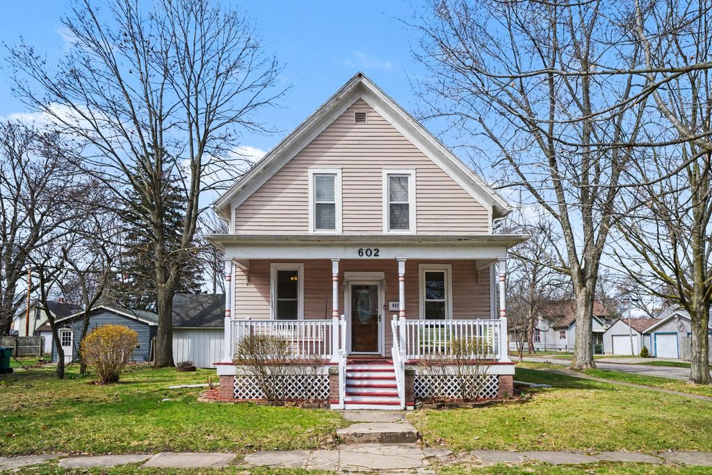 Photo of 602 D Street, La Porte, IN 46350 (MLS # 836093)