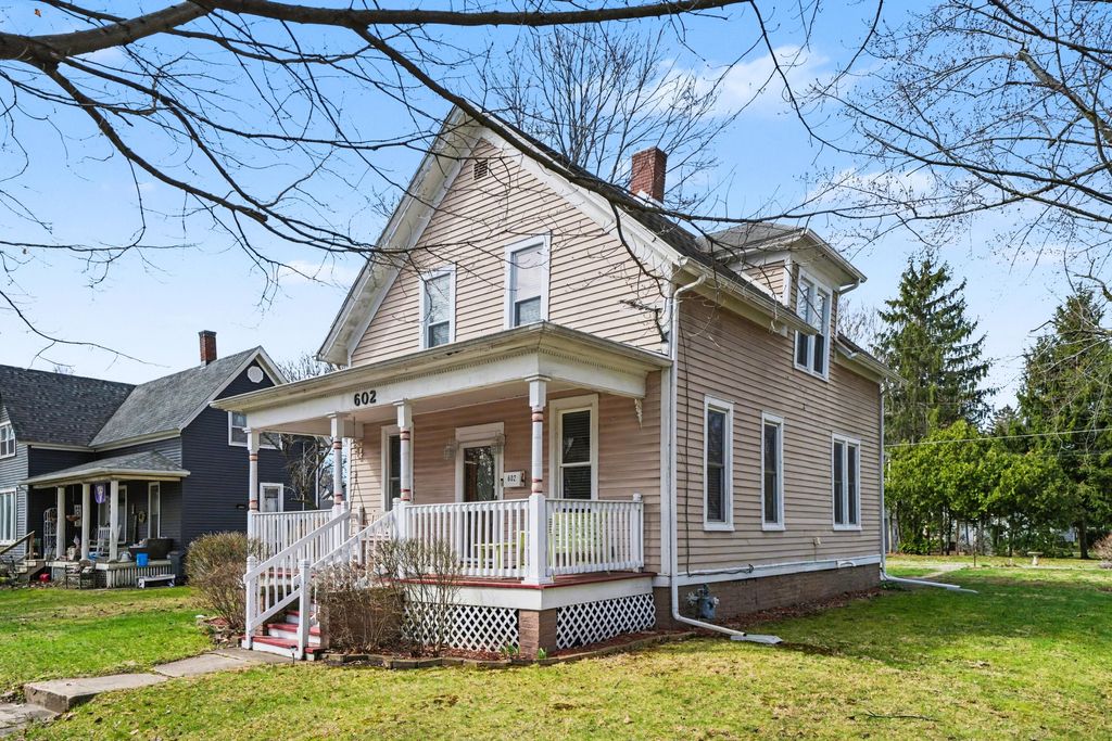 Photo of 602 D Street, La Porte, IN 46350 (MLS # 836093)