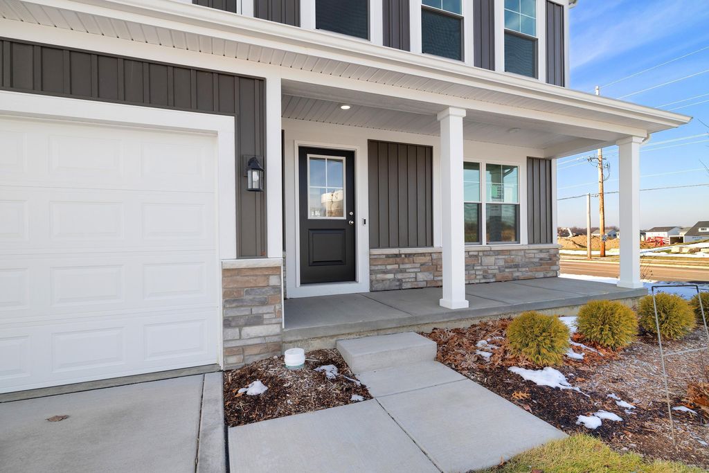 Photo of 11704 Park Street, Winfield, IN 46307 (MLS # 832012)