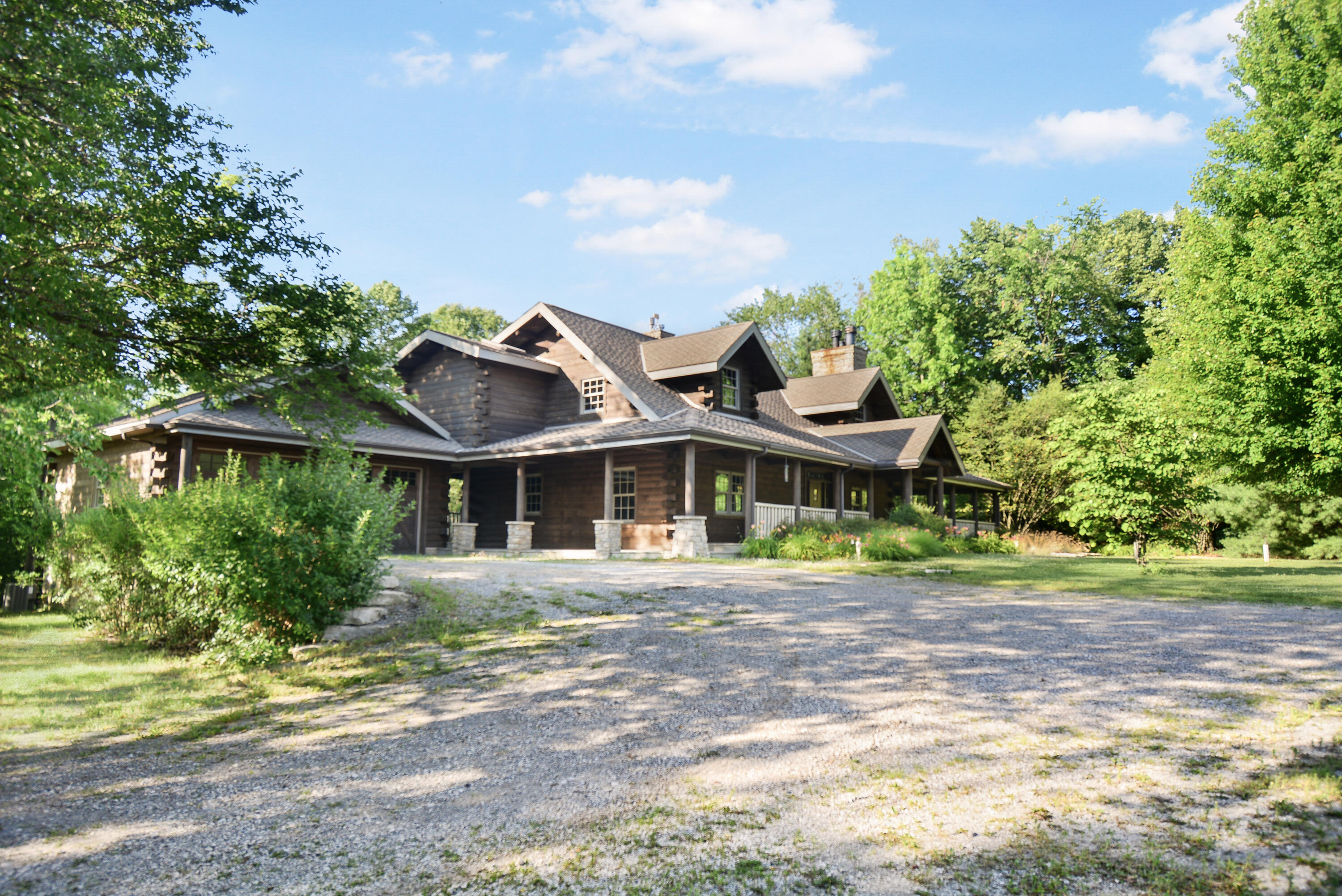 1040 Country Creek Lane