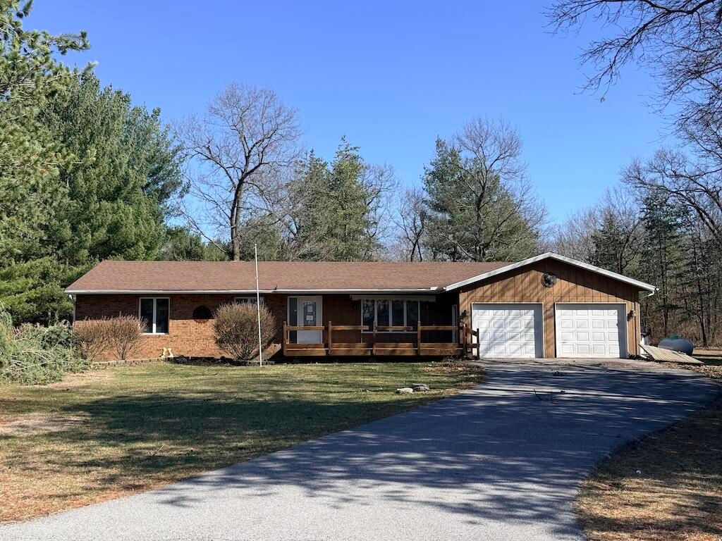 Photo of 8901 N 489 W, Lake Village, IN 46349 (MLS # 838217)