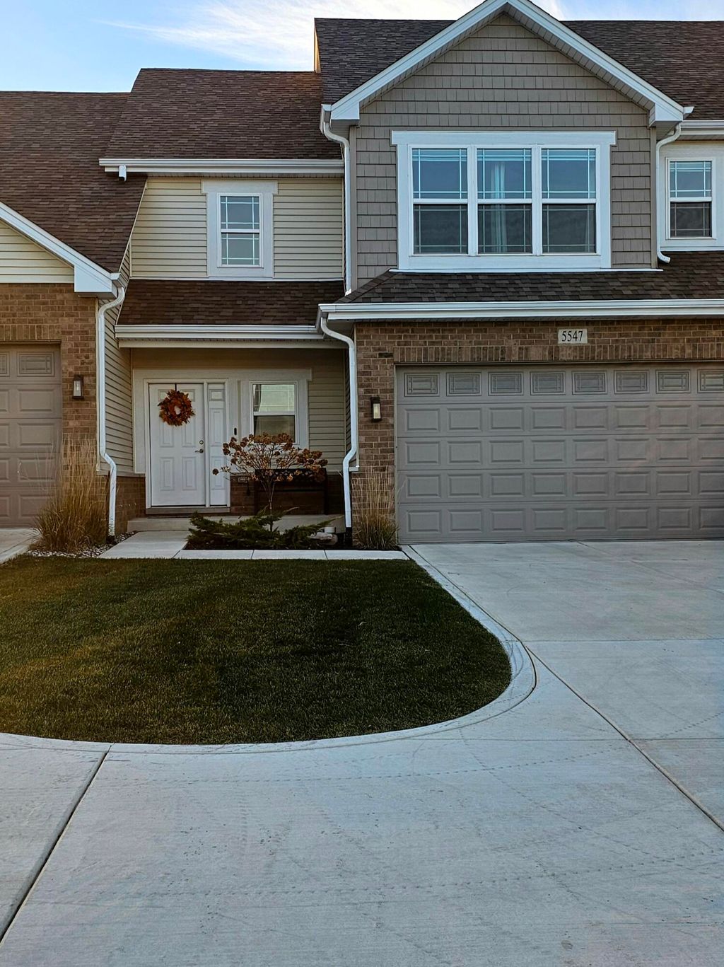 Photo of 5547 Victoria Place, Crown Point, IN 46307 (MLS # 833308)