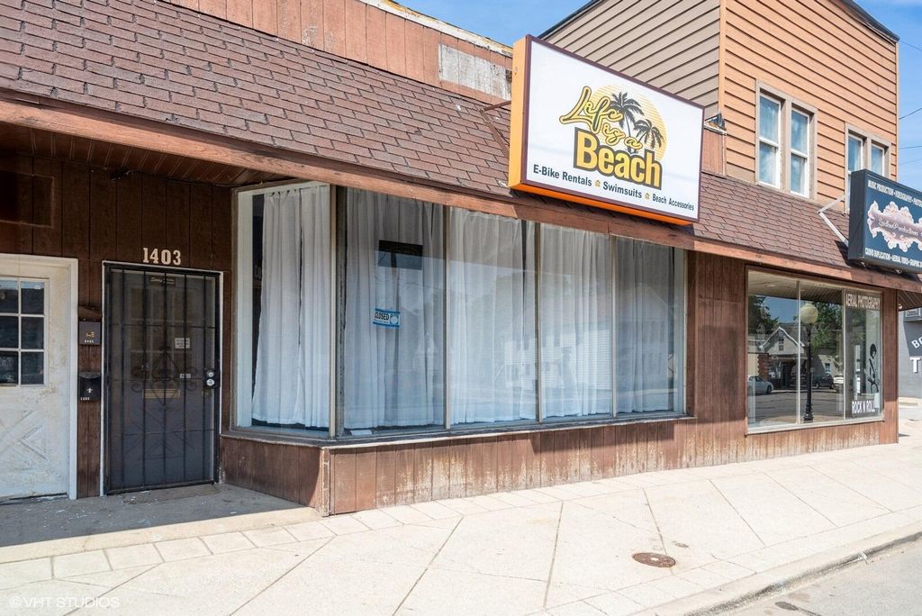 Photo of 1403 Franklin Street, Michigan City, IN 46360 (MLS # 832309)