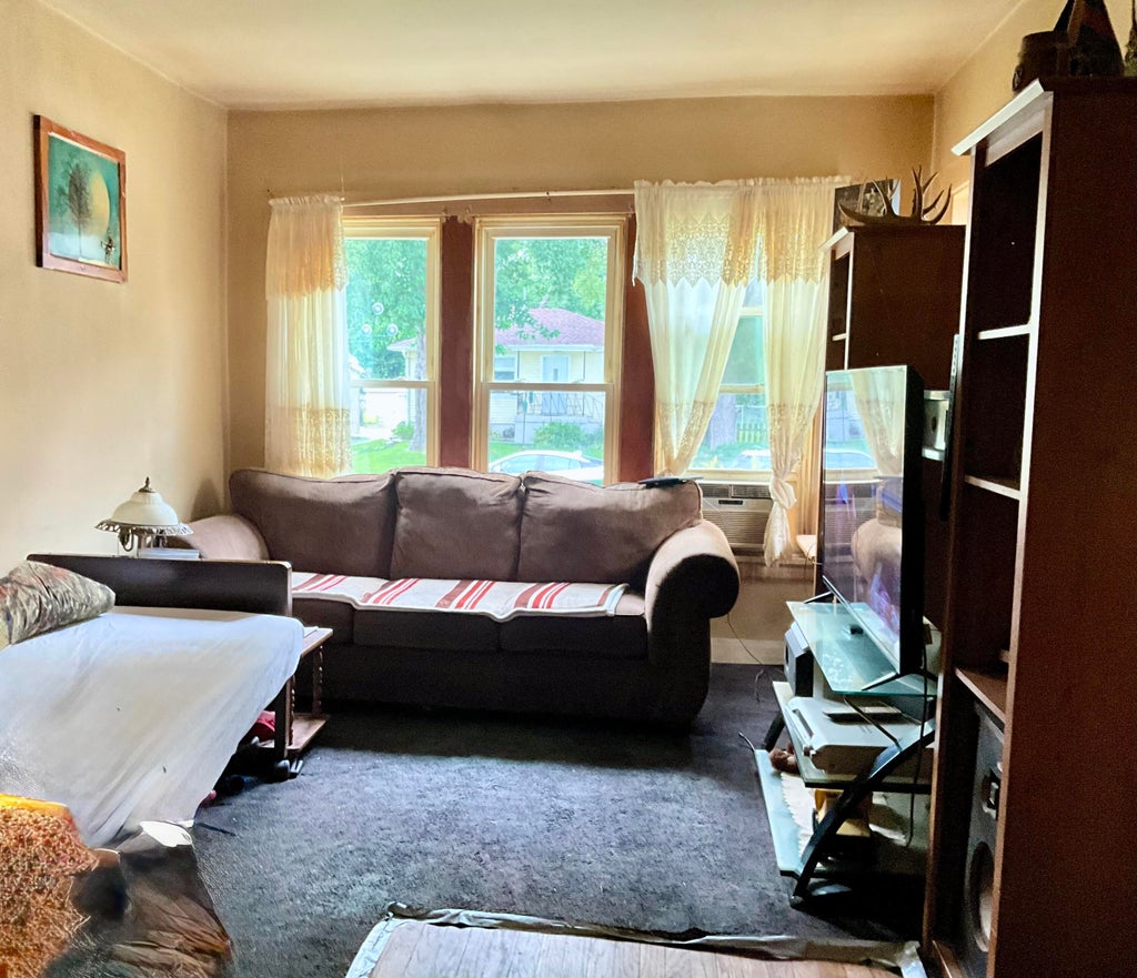 Photo of 2739 New York Avenue, Whiting, IN 46394 (MLS # 844443)