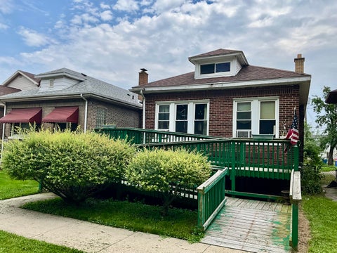 Photo for 2739 New York Avenue
