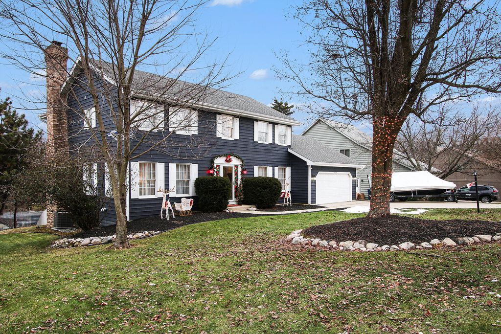 Photo of 710 Brandonbury Drive, Valparaiso, IN 46383 (MLS # 832117)