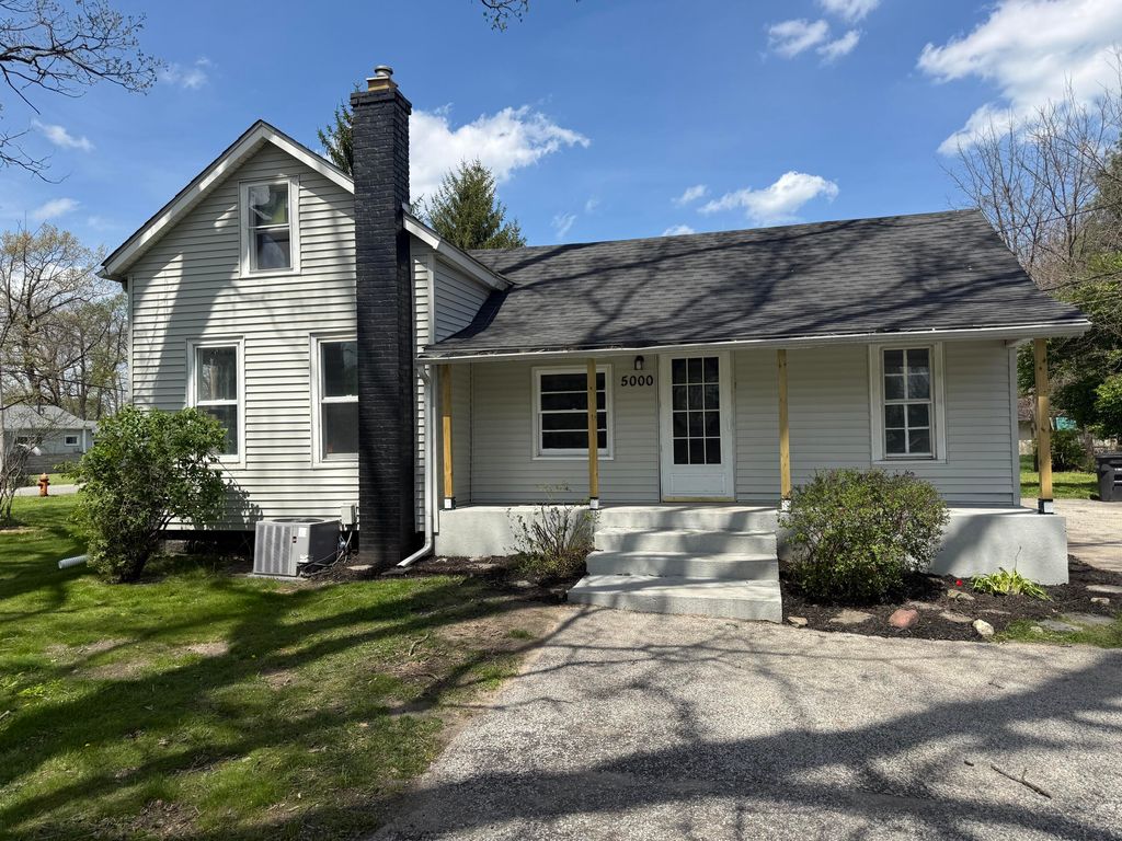 Photo of 5000 Stone Avenue, Portage, IN 46368 (MLS # 837806)