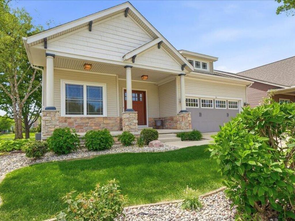 Photo of 61 N Prairie Pkwy, Valparaiso, IN 46385 (MLS # 839211)
