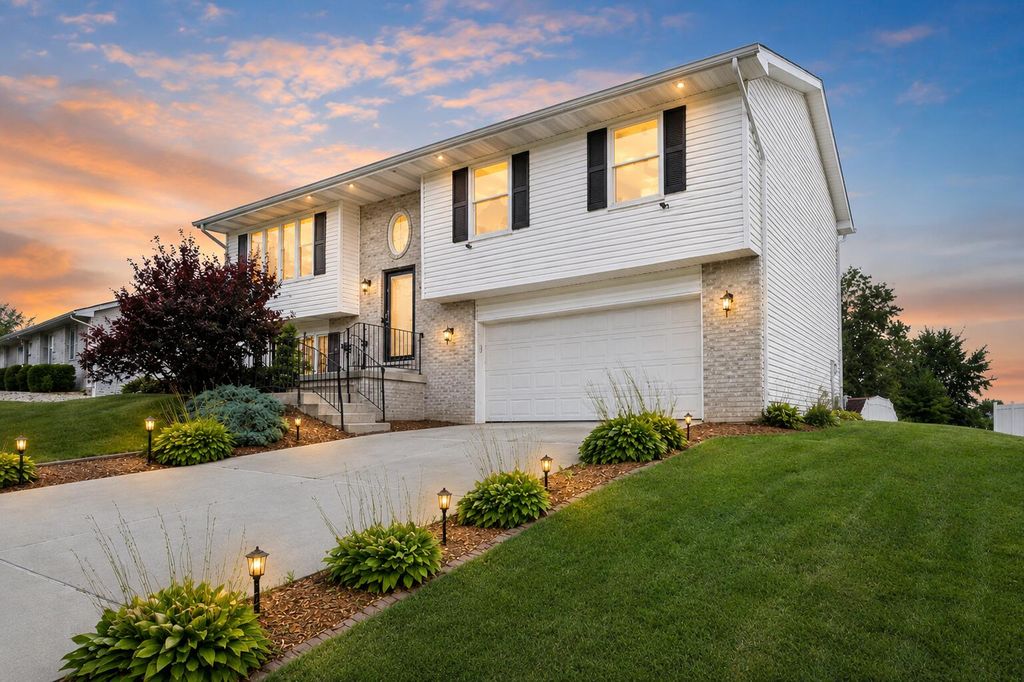 Photo of 8921 W 125th Place, Cedar Lake, IN 46303 (MLS # 839917)