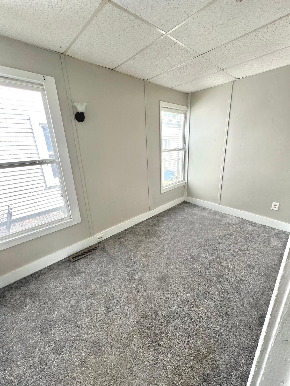 La Porte, Indiana 46350, United States, 3 Bedrooms Bedrooms, ,2 BathroomsBathrooms,Residential,Active,48907