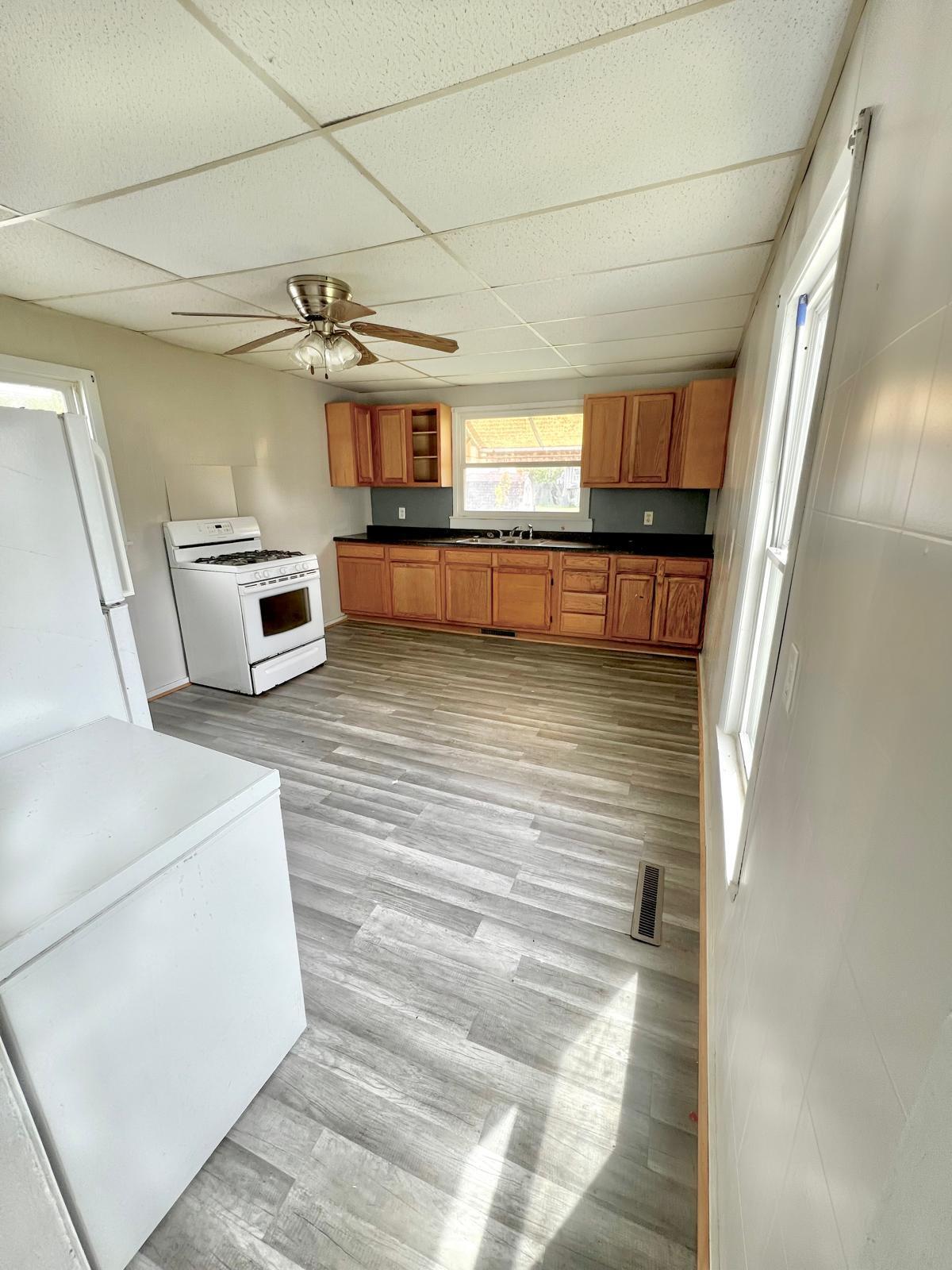 La Porte, Indiana 46350, United States, 3 Bedrooms Bedrooms, ,2 BathroomsBathrooms,Residential,Active,48907