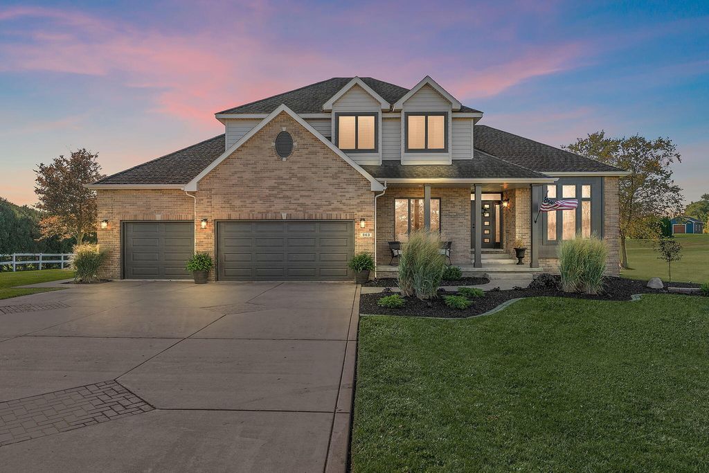 Photo of 263 W 163rd Avenue, Lowell, IN 46356 (MLS # 836561)