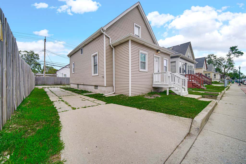 Photo of 1109 Truman Street, Hammond, IN 46320 (MLS # 842648)