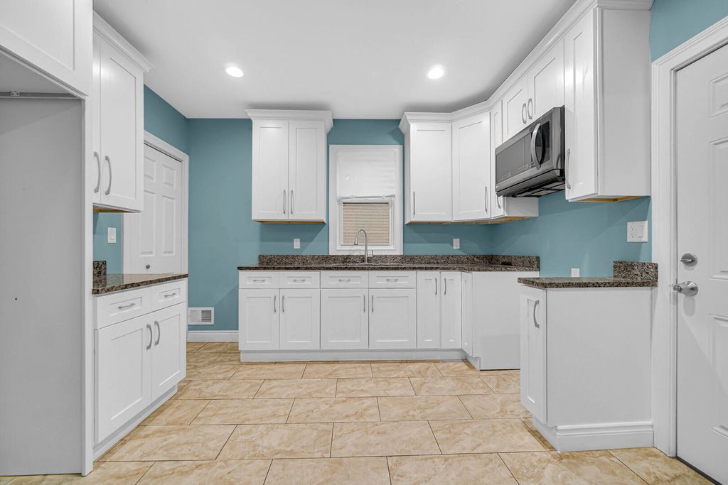 Photo of 1109 Truman Street, Hammond, IN 46320 (MLS # 842648)