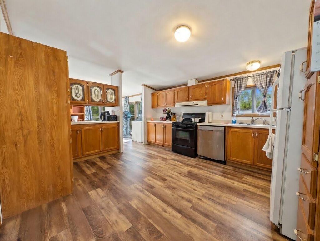 Photo of 14874 Heritage Drive W, Wheatfield, IN 46392 (MLS # 836300)