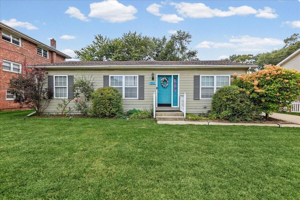 Photo of 7036 Idaho Avenue, Hammond, IN 46323 (MLS # 845531)
