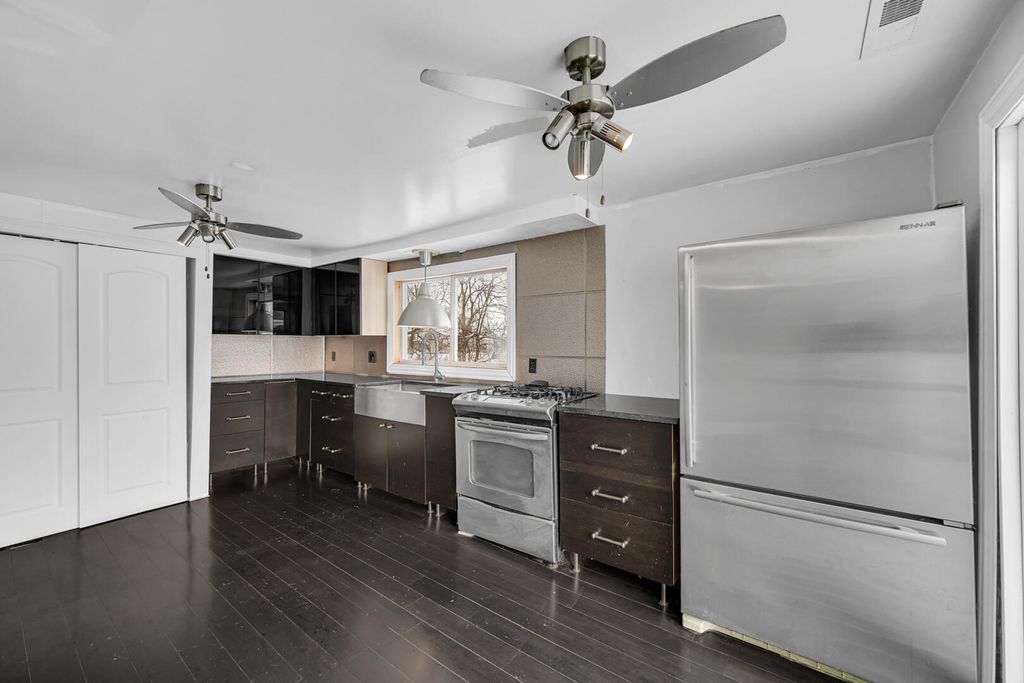 Photo of 7111 Mississippi Street, Merrillville, IN 46410 (MLS # 831676)