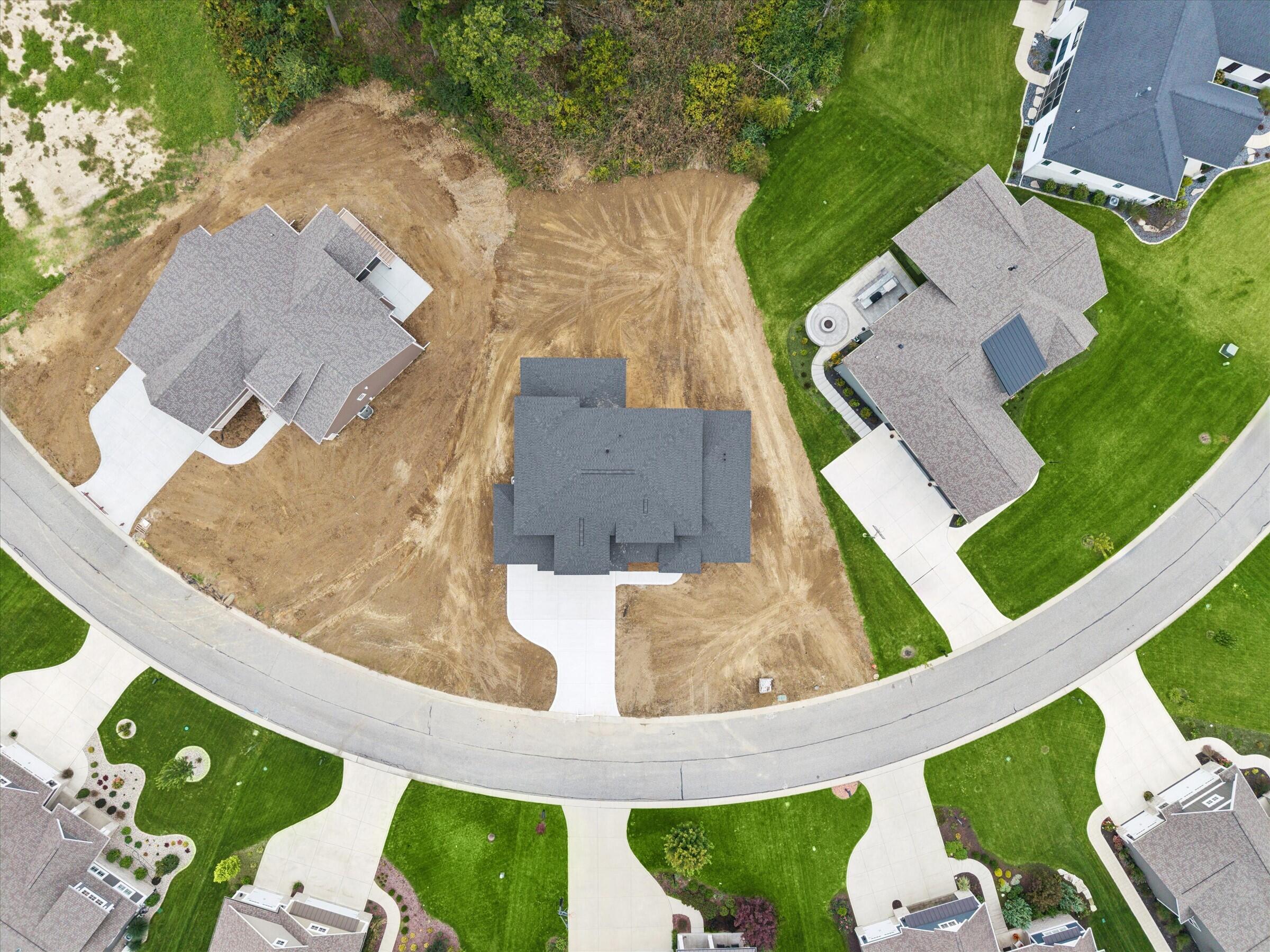 300 W Thistle Road
