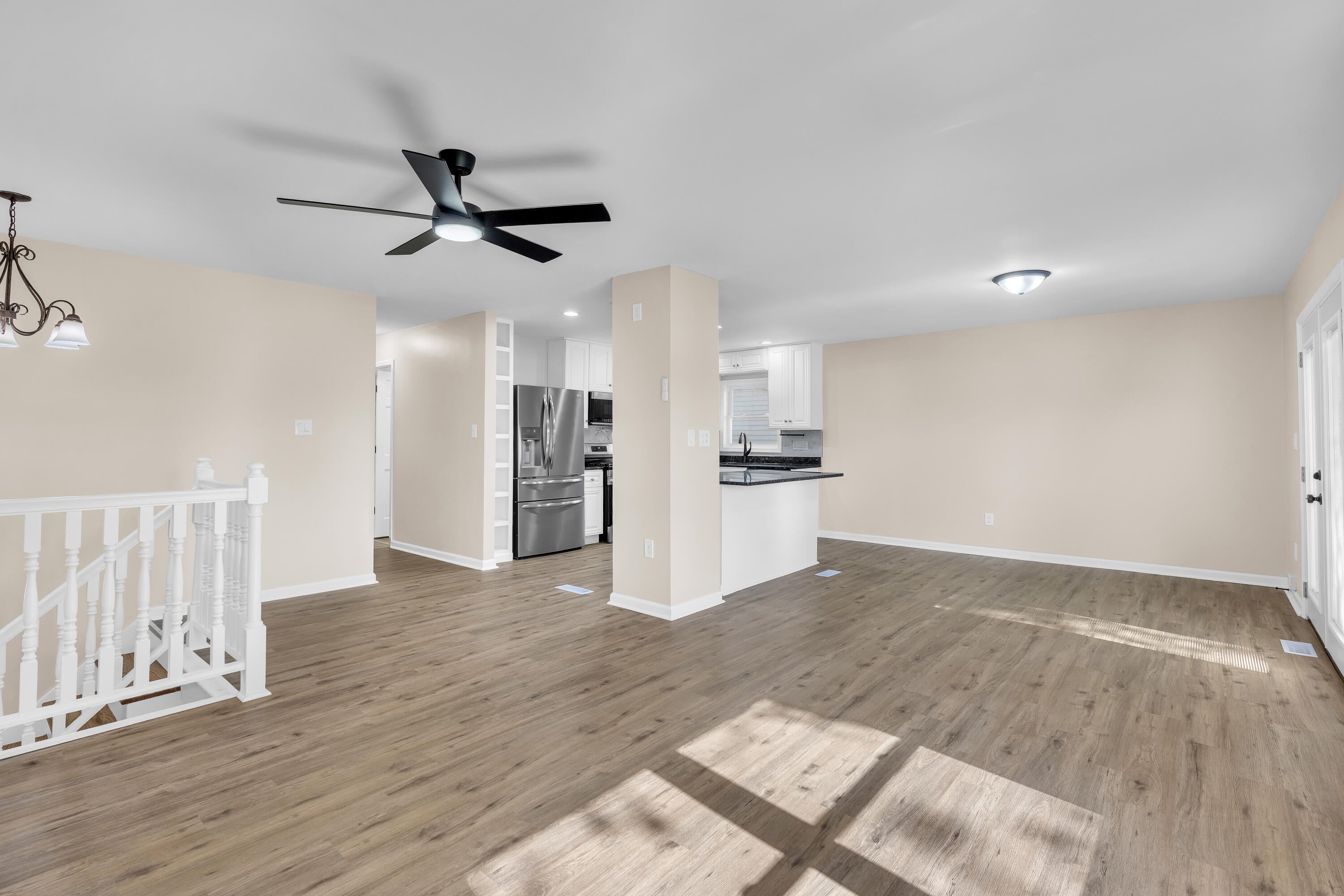 1717 W 98th Place