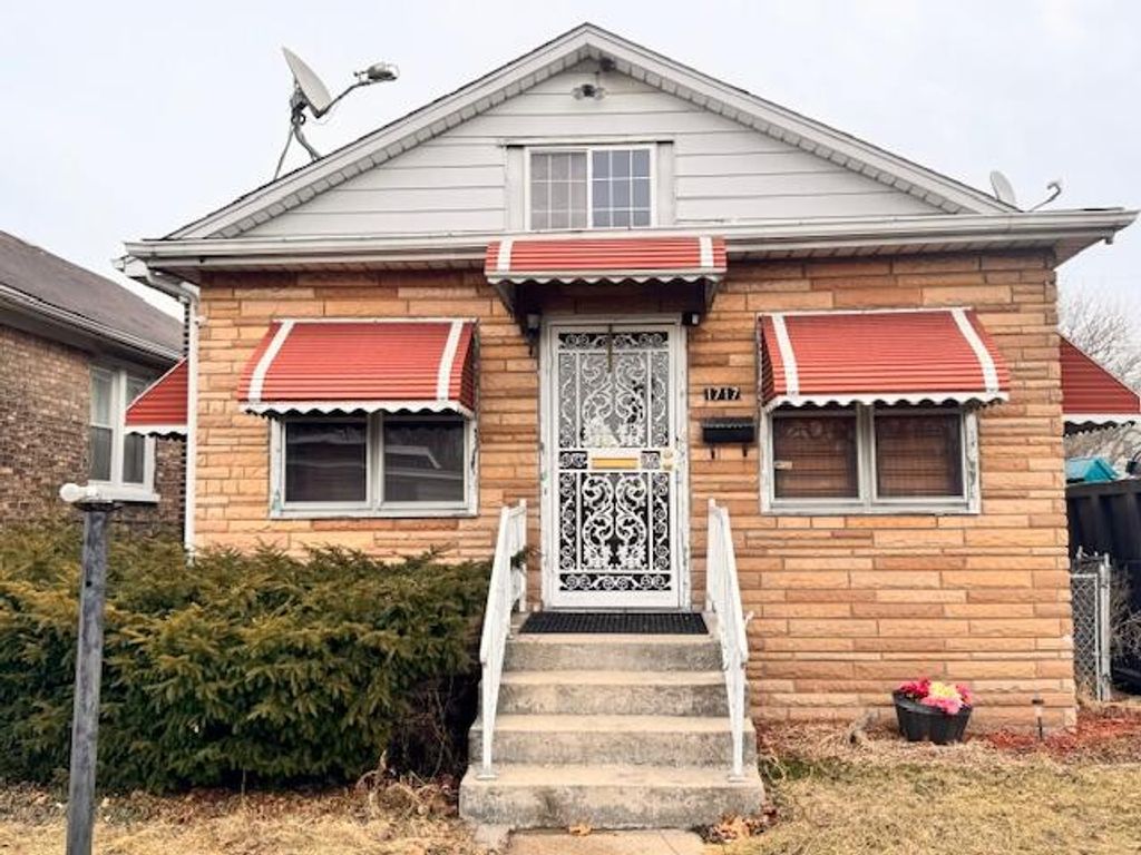 Photo of 1717 W Taft Street, Gary, IN 46404 (MLS # 834711)