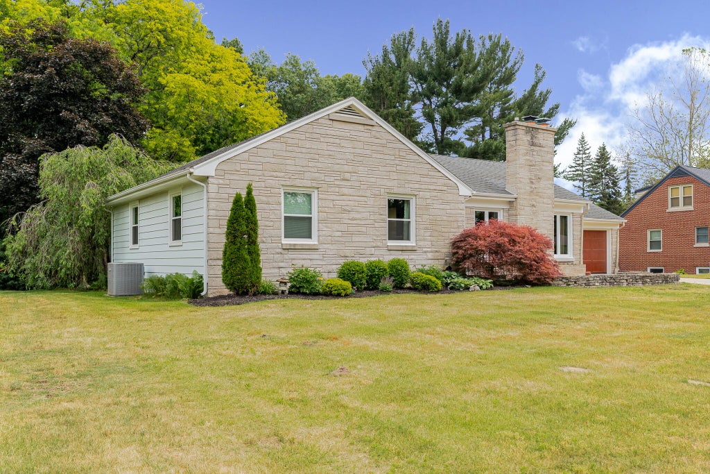 Photo of 106 Garden Trail, Pottawattamie Park, IN 46360 (MLS # 840503)