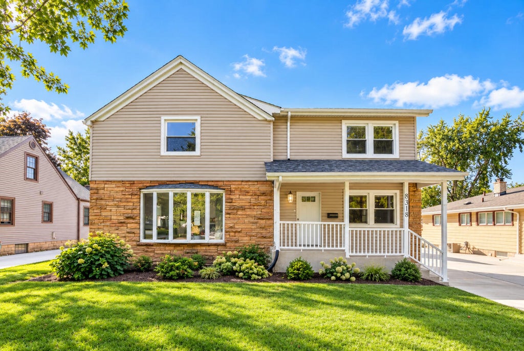 Photo of 8318 Howard Avenue, Munster, IN 46321 (MLS # 847494)