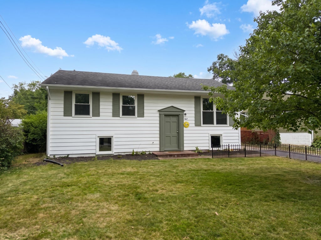 Photo of 367 Chestnut Street, Michigan City, IN 46360 (MLS # 845275)