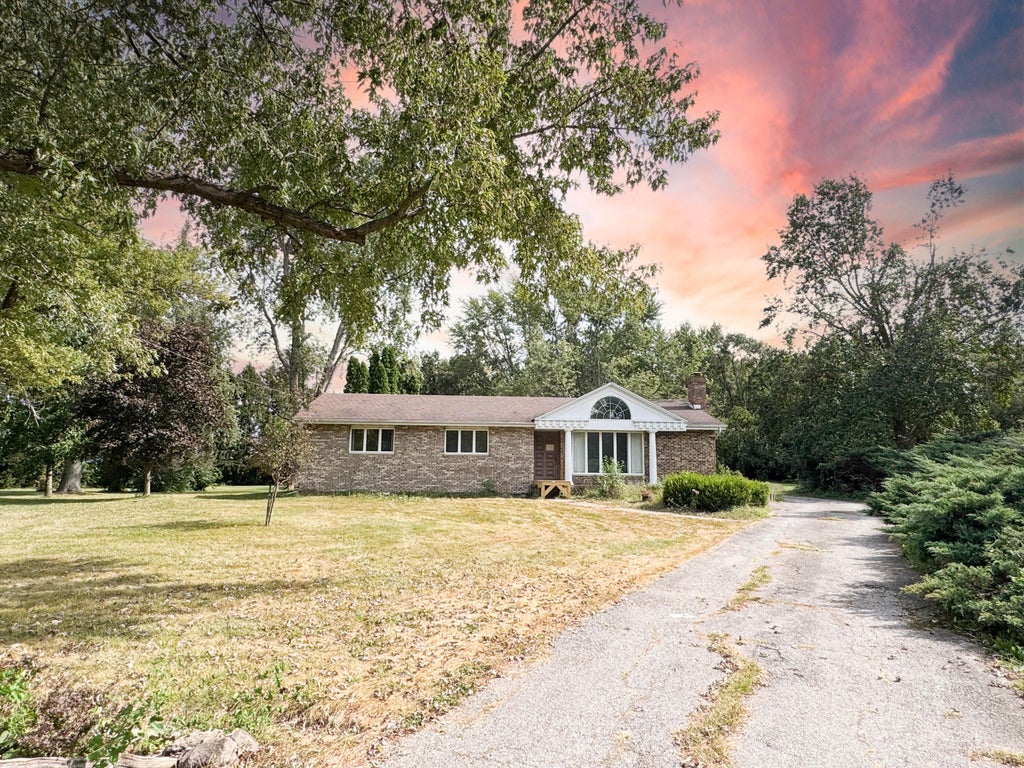 Photo of 18907 Idaho Court, Lowell, IN 46356 (MLS # 845384)