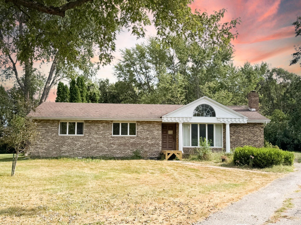 Photo of 18907 Idaho Court, Lowell, IN 46356 (MLS # 845384)