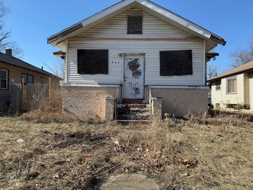 Photo of 434 Pierce Street, Gary, IN 46402 (MLS # 834760)