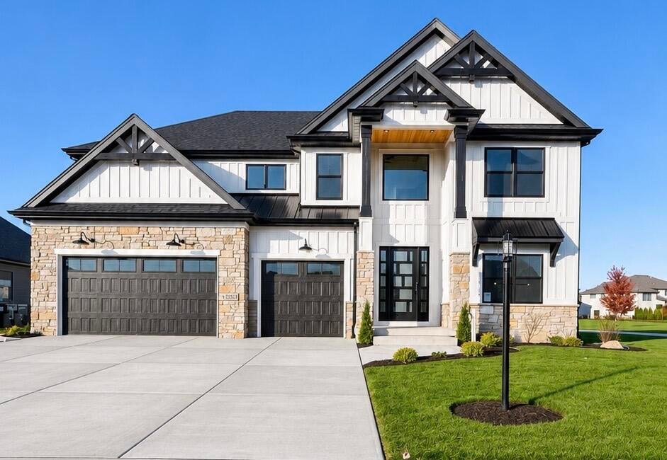 Photo of 13350 Camas Drive, Saint John, IN 46373 (MLS # 847197)
