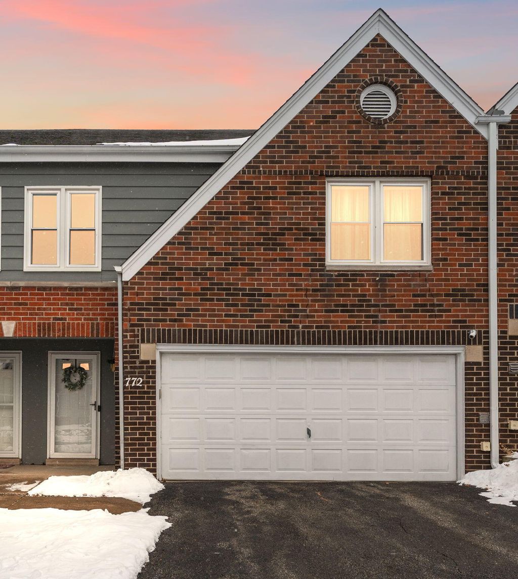 Photo of 772 Kenmare Parkway, Crown Point, IN 46307 (MLS # 833648)