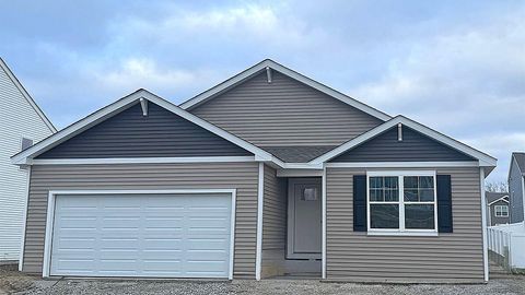 435 Fry Street, Hebron, IN 46341 - #: 832681