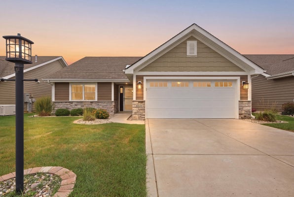 10532 JUNIPER LN, SAINT JOHN, IN 46373 - Image ccf91406d7e3441616ee92ff56d1e7f2/3235962353