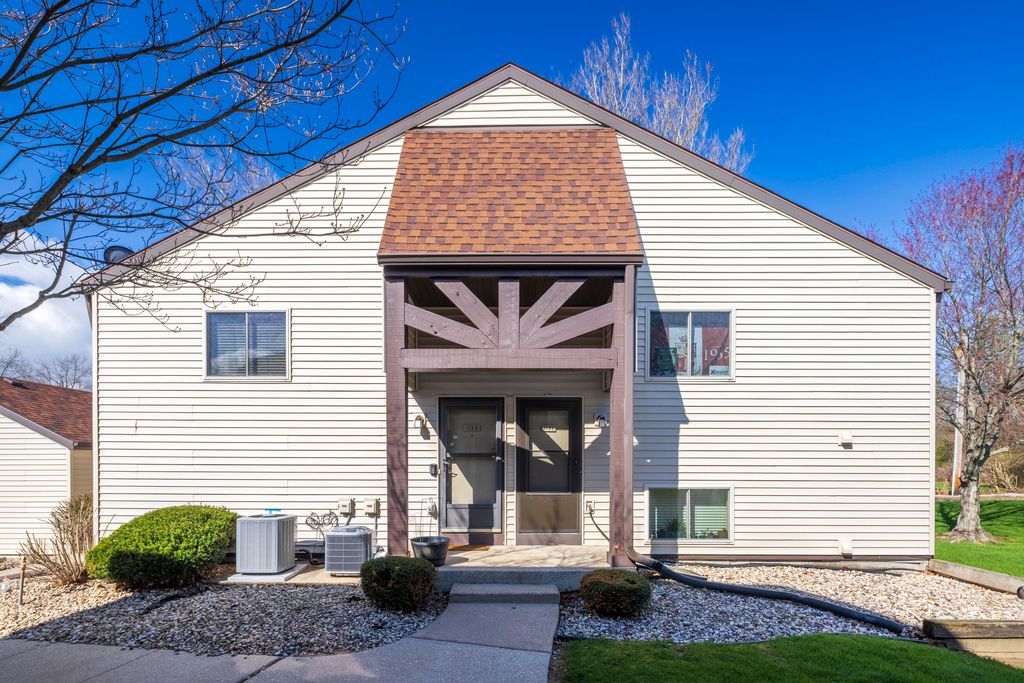 Photo of 1193 Millpond Road, Valparaiso, IN 46385 (MLS # 836764)