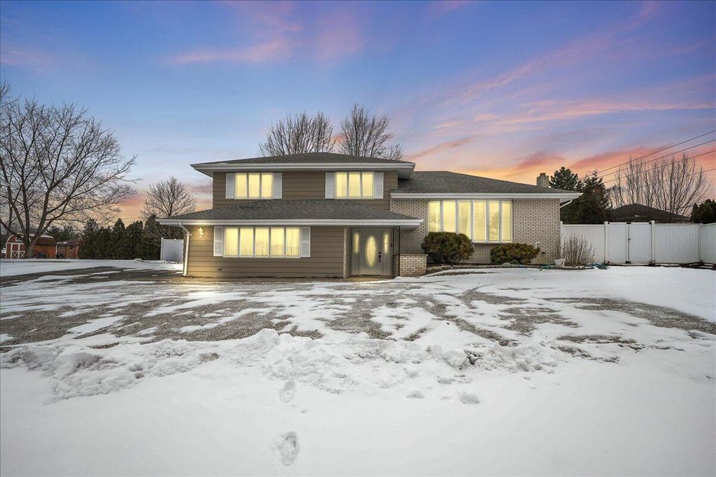 Photo of 13440 W 93rd Avenue, Saint John, IN 46373 (MLS # 834912)